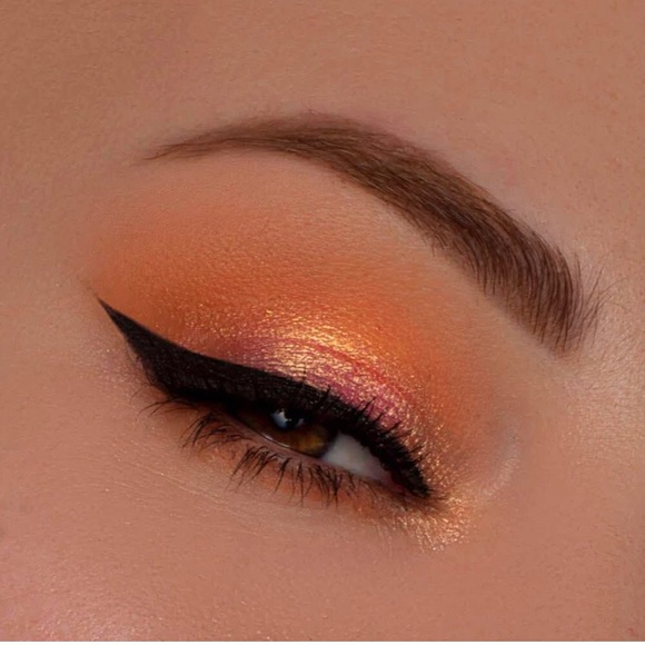 KAB Day & Night Eyeshadow Palette *BNIB* - Picture 4 of 7